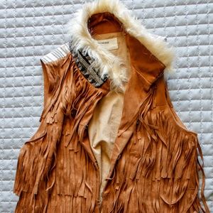 Miss Me Vintage Leather Fringe Faux Fur Collar